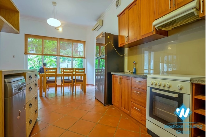 Nice house with outside swiming pool for rent in Tay Ho, Ha Noi